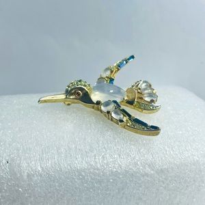 RARE Alfred Philippe Crown Trifari Jelly Belly humming bird brooch/pin
